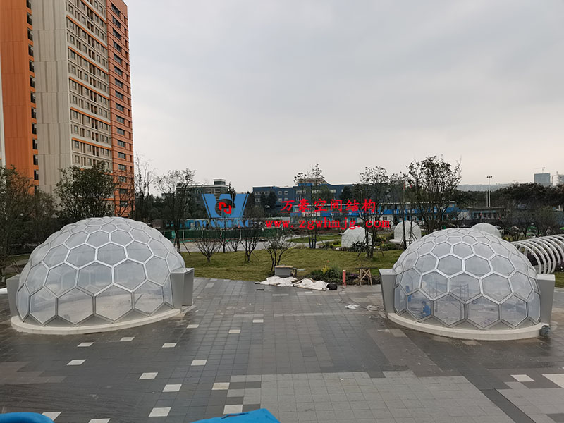 etfe膜結(jié)構(gòu)產(chǎn)品為何如此受歡迎？萬豪ETFE膜結(jié)構(gòu)公司為什么會(huì)得到大家的信賴？
