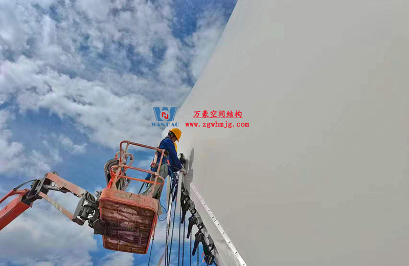 陜西定邊馬蓮灘沙漠公園鋼膜結(jié)構(gòu)工程“奮力快跑”，工程“進(jìn)度條”刷新了!