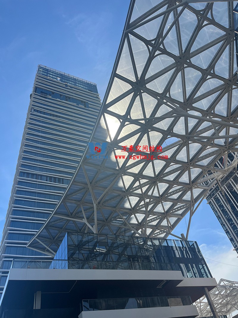 縱使烈日炎炎，腳步從未止歇！海南這個(gè)ETFE氣枕膜項(xiàng)目施工進(jìn)度有最新消息