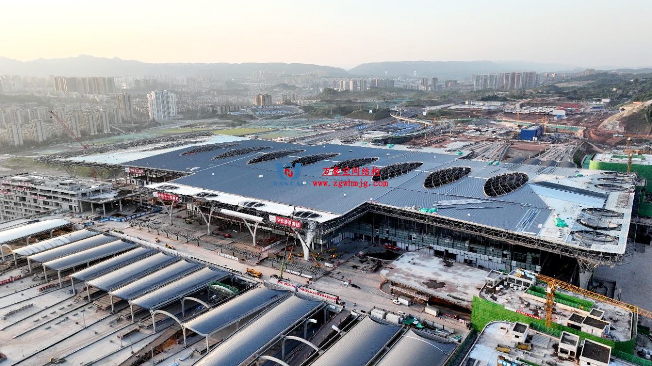 重慶東站站房正在加速建設(shè)，全力繪就項(xiàng)目新篇章