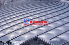 影響張拉膜結(jié)構(gòu)工程價(jià)格因素有哪些?張拉膜工程報(bào)價(jià)價(jià)格跟哪些有關(guān)？