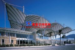 張力膜結(jié)構(gòu)是什么？張力膜結(jié)構(gòu)有哪些特點(diǎn)特稱(chēng)？
