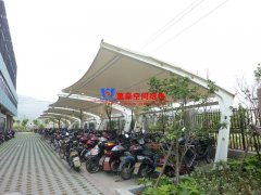自行車棚用什么材料做較好？為什么膜結(jié)構(gòu)車棚是自行車棚的最佳選擇？
