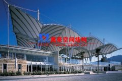 張拉膜結(jié)構(gòu)建筑與傳統(tǒng)建筑有什么不同？