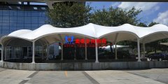 膜結(jié)構(gòu)車棚廠家哪家好？判斷膜結(jié)構(gòu)車棚廠家實(shí)力的標(biāo)準(zhǔn)有哪些？