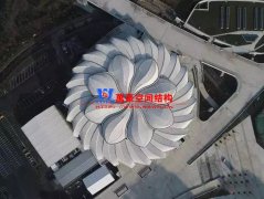 耗資11億、重達(dá)1280噸、40米高空上的“蓮花”杭州奧體博覽城網(wǎng)球中心開花了！
