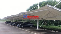 張拉膜車棚造價(jià)和哪些因素有關(guān)？降低張拉膜車棚造價(jià)的方法有哪些？