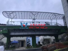 雨棚遮陽棚為什么選膜結(jié)構(gòu)？膜結(jié)構(gòu)雨棚遮陽棚有哪些優(yōu)勢？